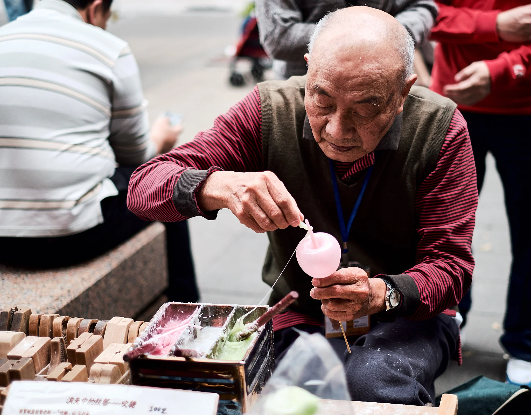 Sugar Sweets Street Factory Man. Fujifilm XT2 - XF35mmF1.4