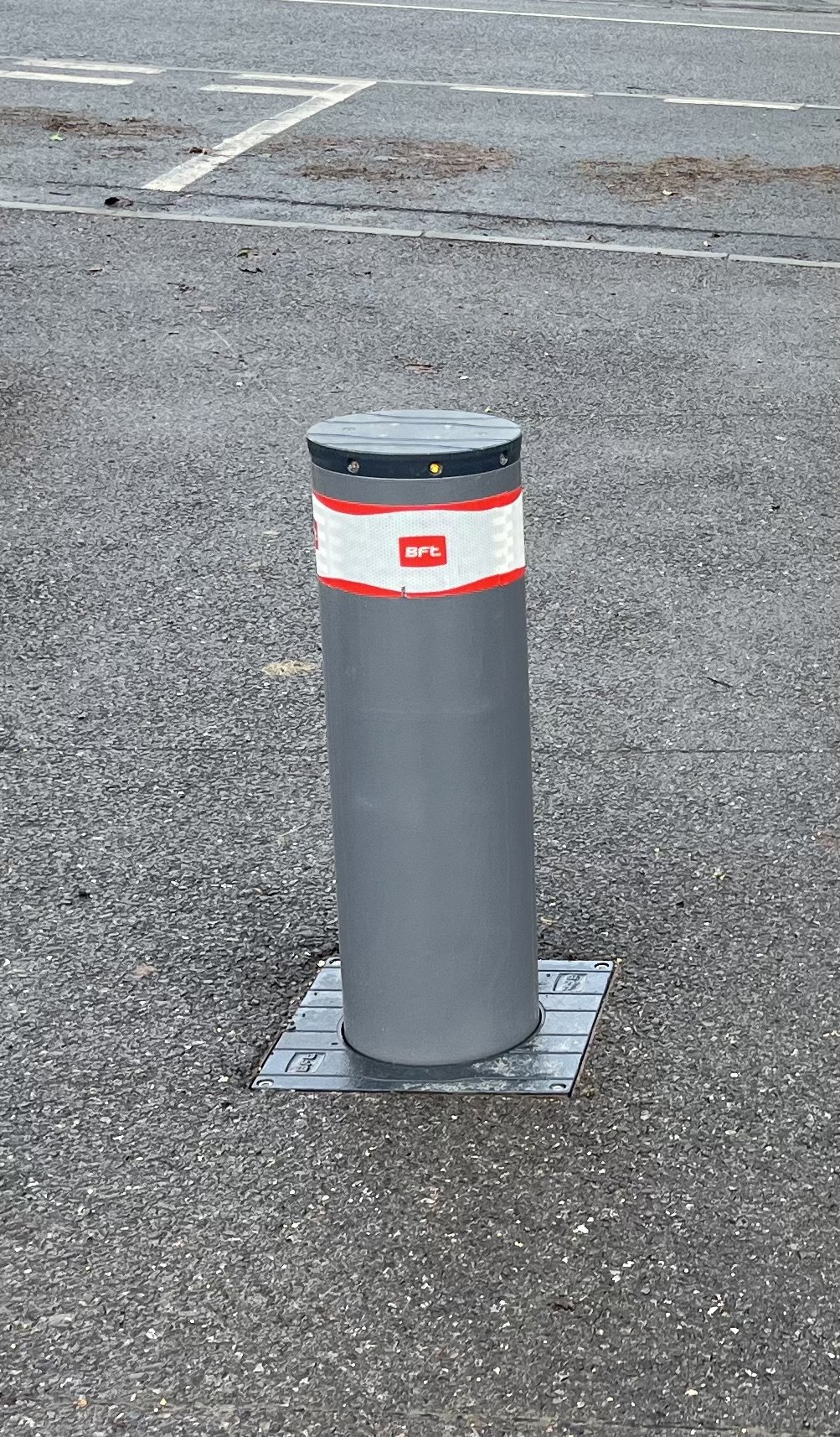 Automatic Bollard