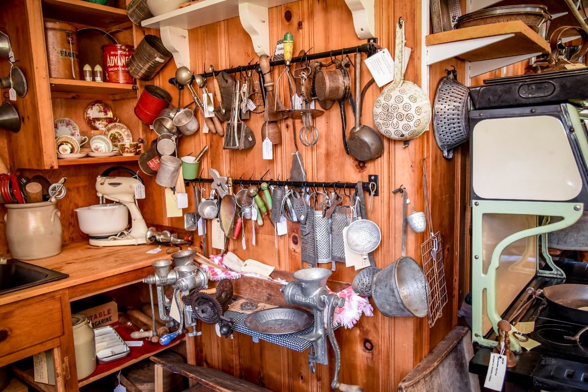 Kitchen gadgets and utensils.