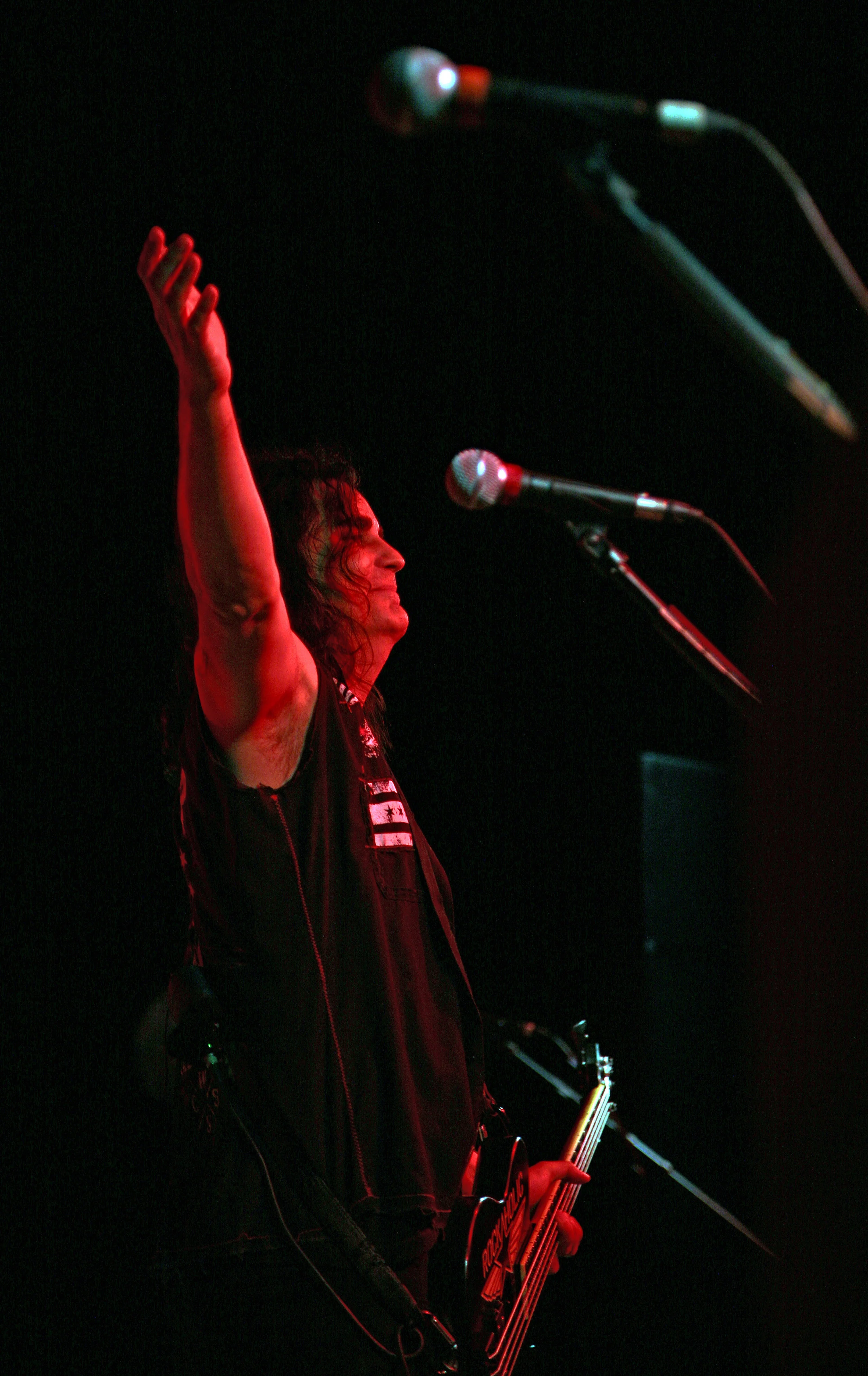 Jerry Arm Up 1.jpg