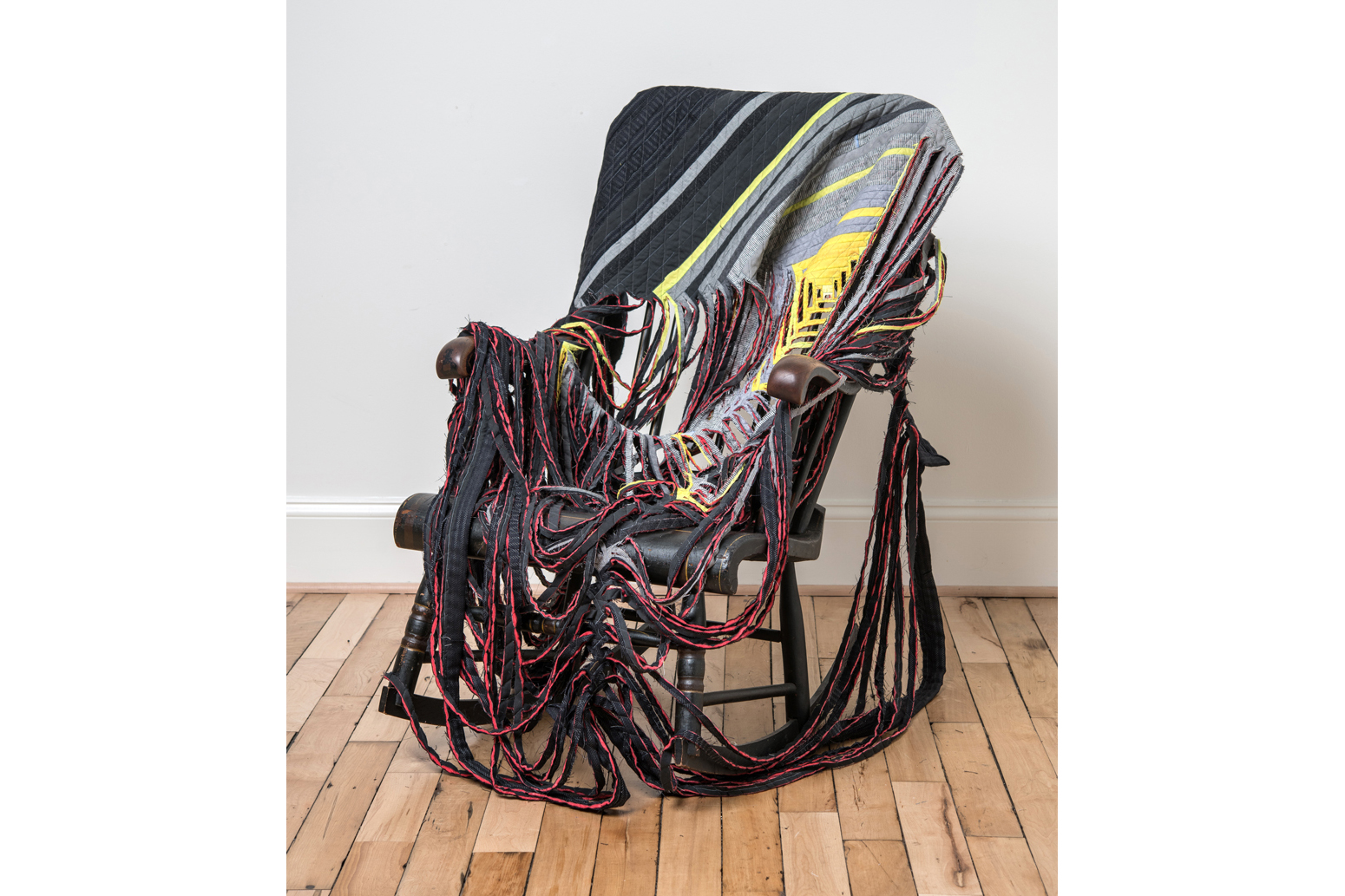 MF17F-04.onchair.jpg