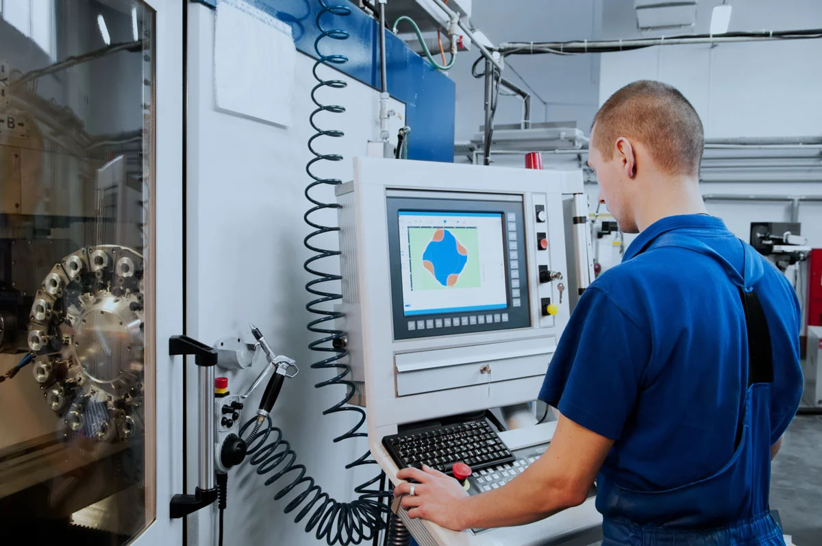manufacturingworker.jpg