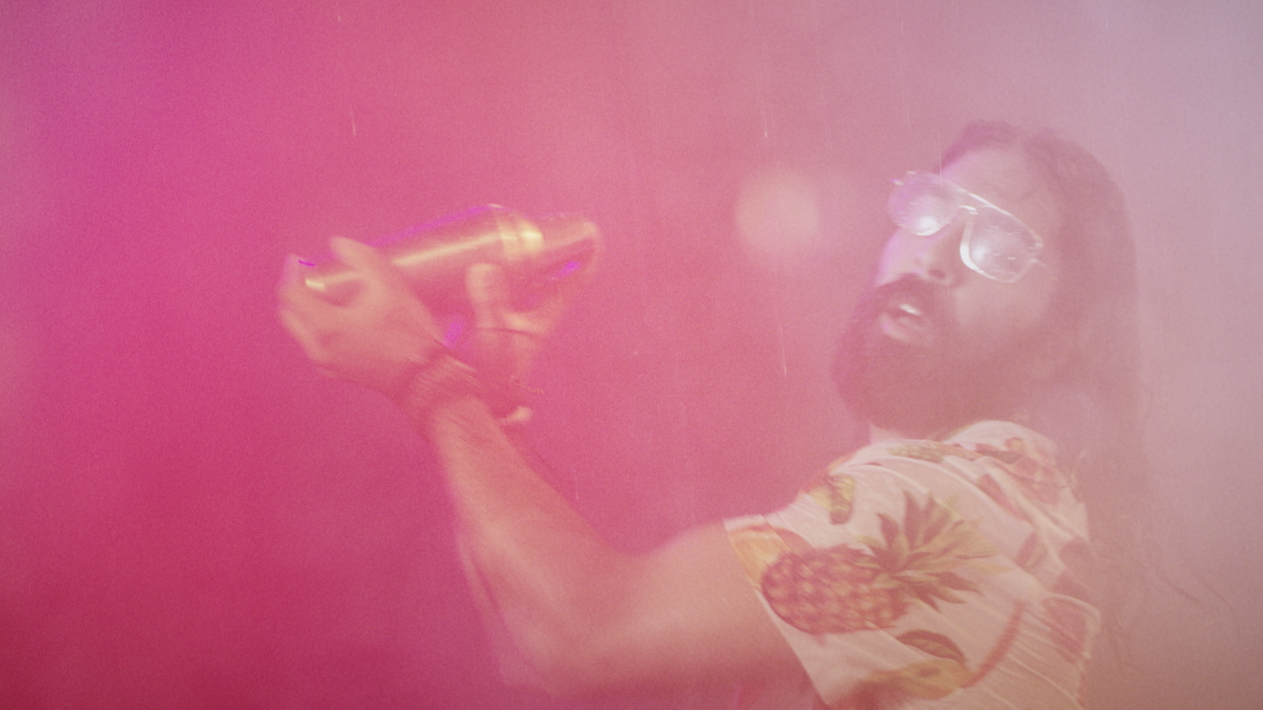 young_the_giant_00013.png