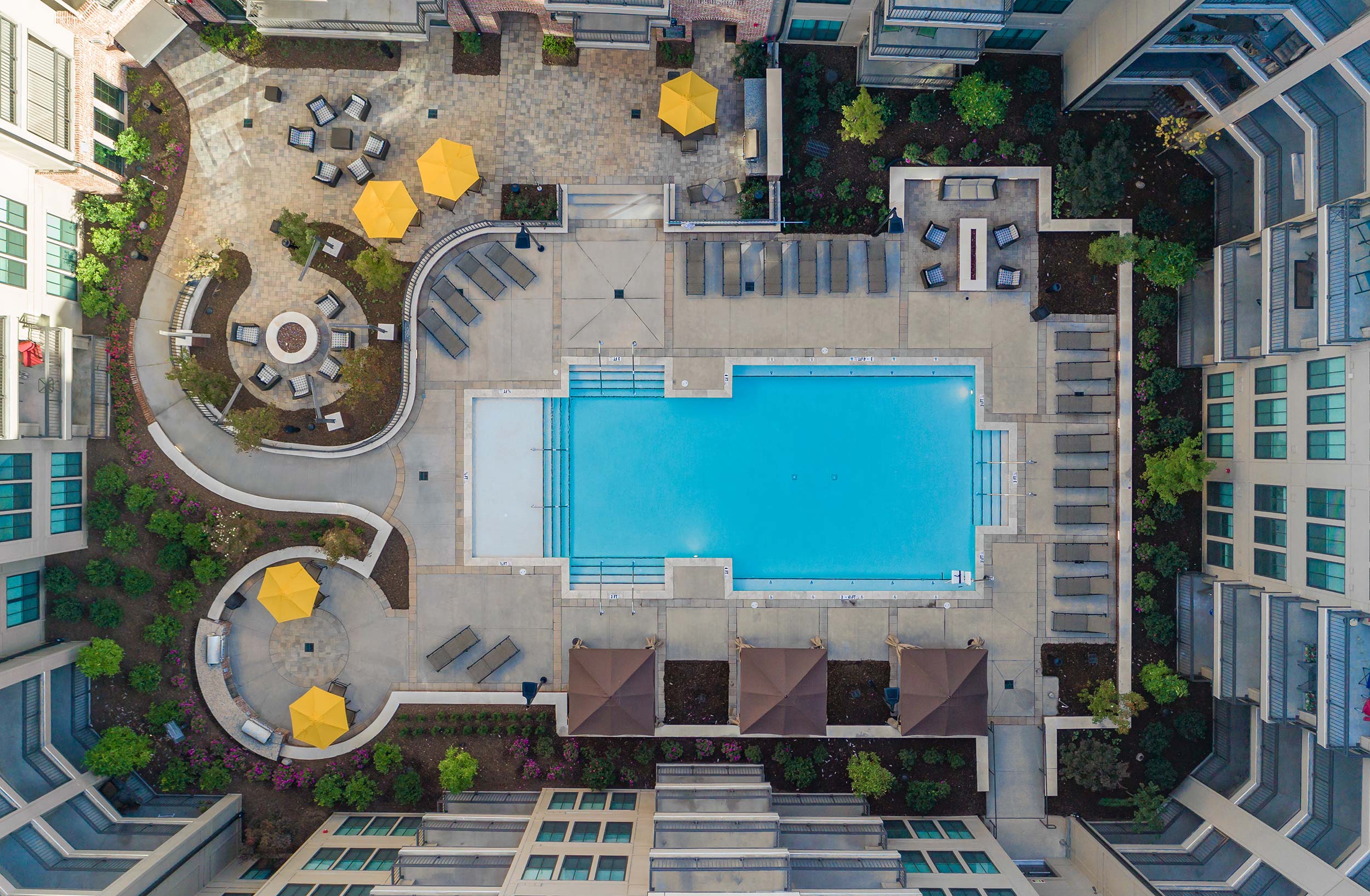 DistrictWest_PoolCourtyard.jpg