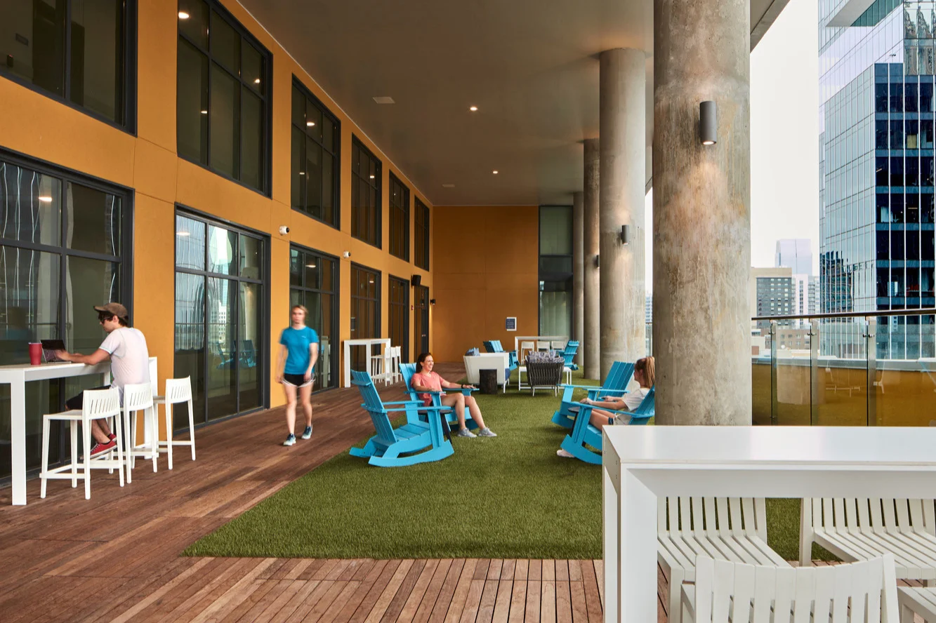 Standard_Atlanta_Outdoor%252BTerrace.jpg