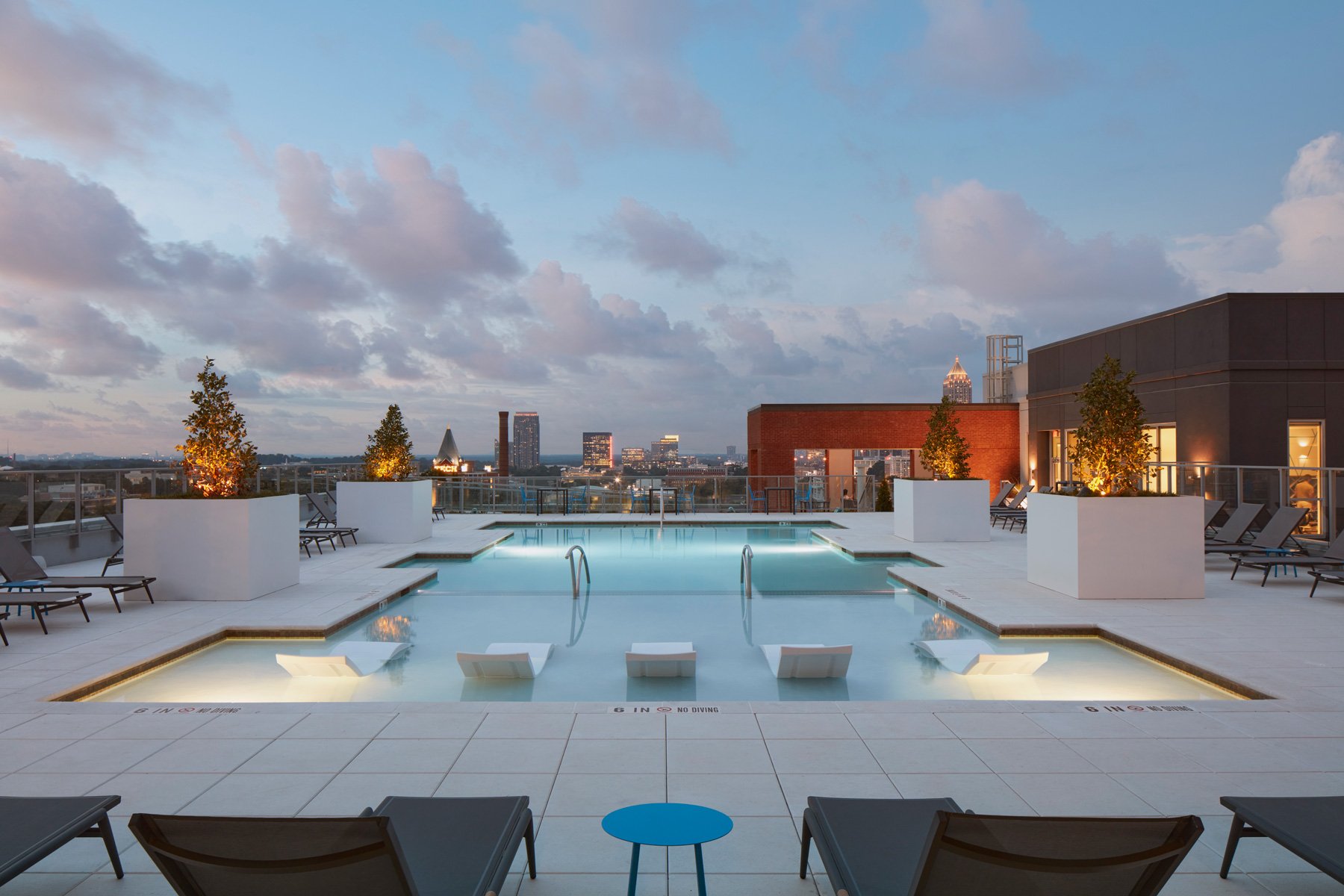 inspire_atlanta__Rooftop Pool.jpg