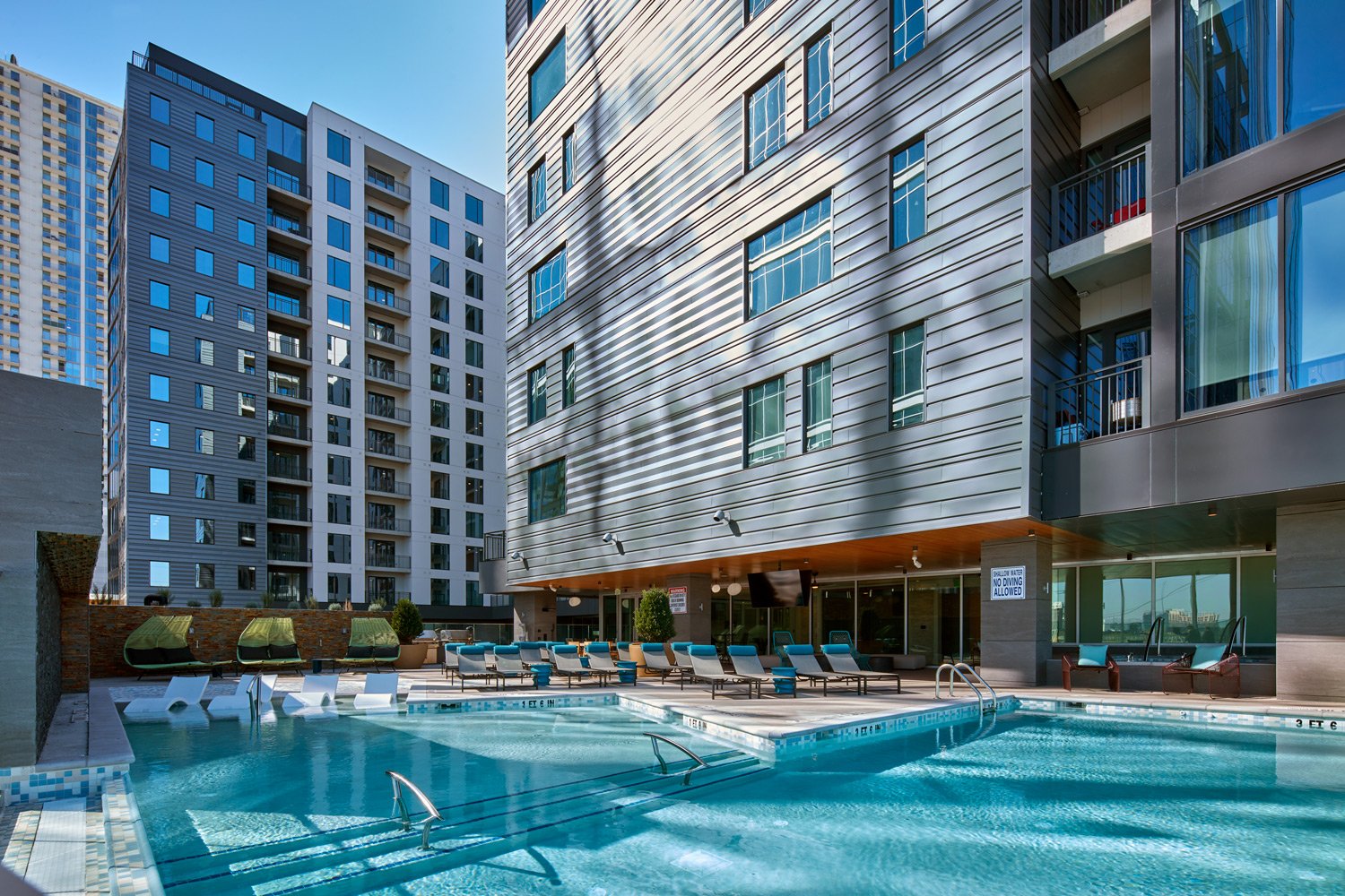 Novel-Midtown_Pool2.jpg