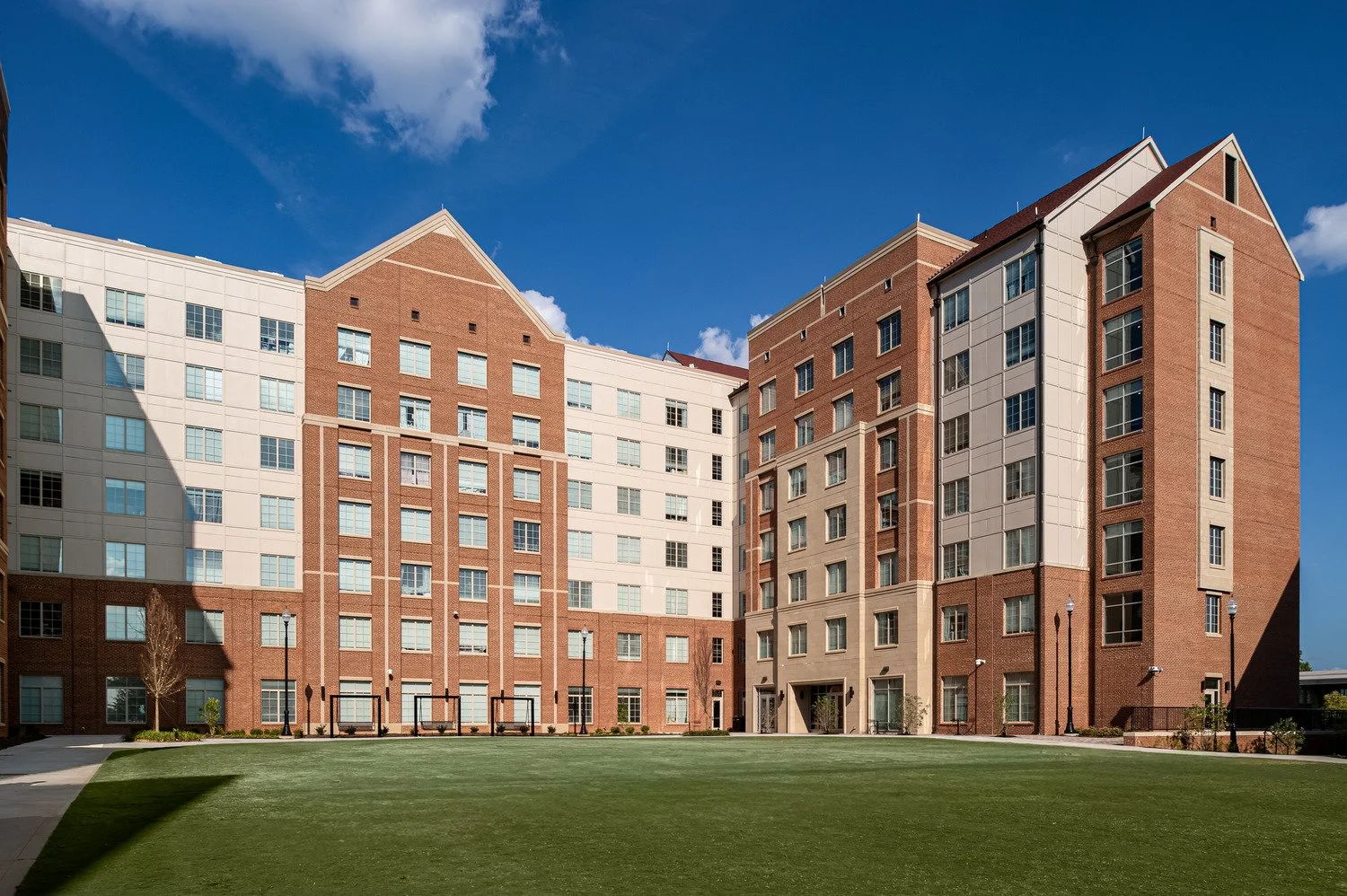 UTK On-Campus Housing Earns SHB Innovator Award for Best P3 — Niles ...