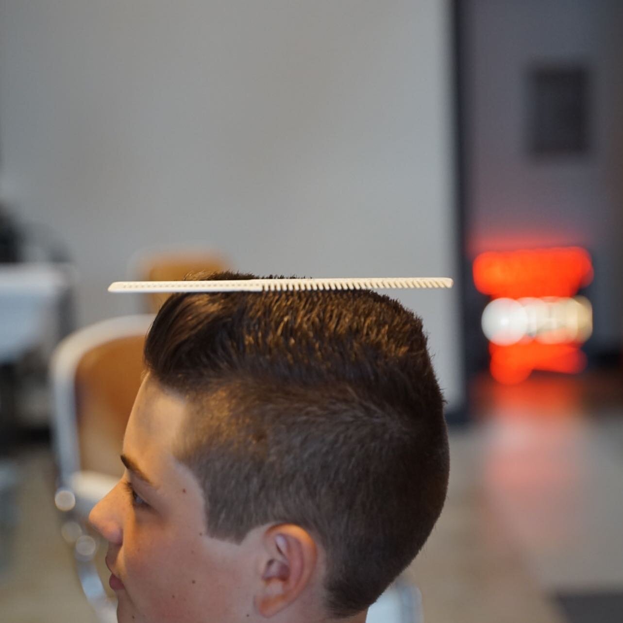 The Flattop dusted with @reuzel #reuzelgroomingtonic an also #reuzelextremeholdpomade @bulwarkbarber #bulwarkoriginalbarber #bulwarkbarber #bulwarkbarbershop #downtowncda #babylisspro_barberology #babyliss4barbers #mizutaniscissors #mizutani #beinspi