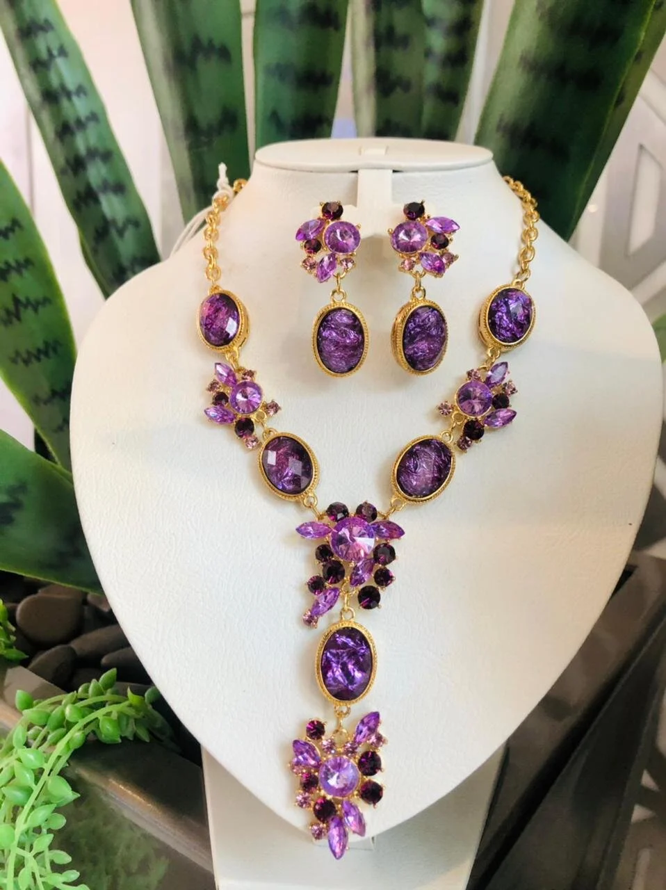 an Amethyst Necklace and Earrings Set 