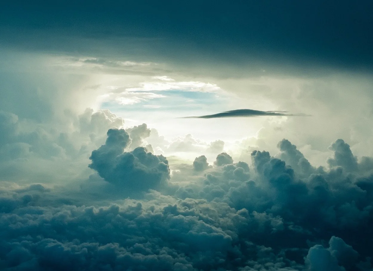 sky-690293_1920.jpg