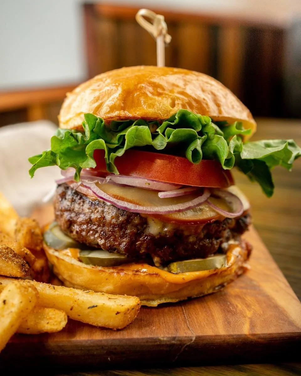 Wednesdays are Burger Days at Jay&rsquo;s! 🍔😋 Have you tried our burger yet?!

Come hungry. We&rsquo;ve got you. 🤤

#JaysLatinKitchen #ElSwampo #BurgerDay #BurgerWednesday #BurgerLovers #BurgerTime #MarylandEats #MarylandFoodies #ChurchtonMD #Sout