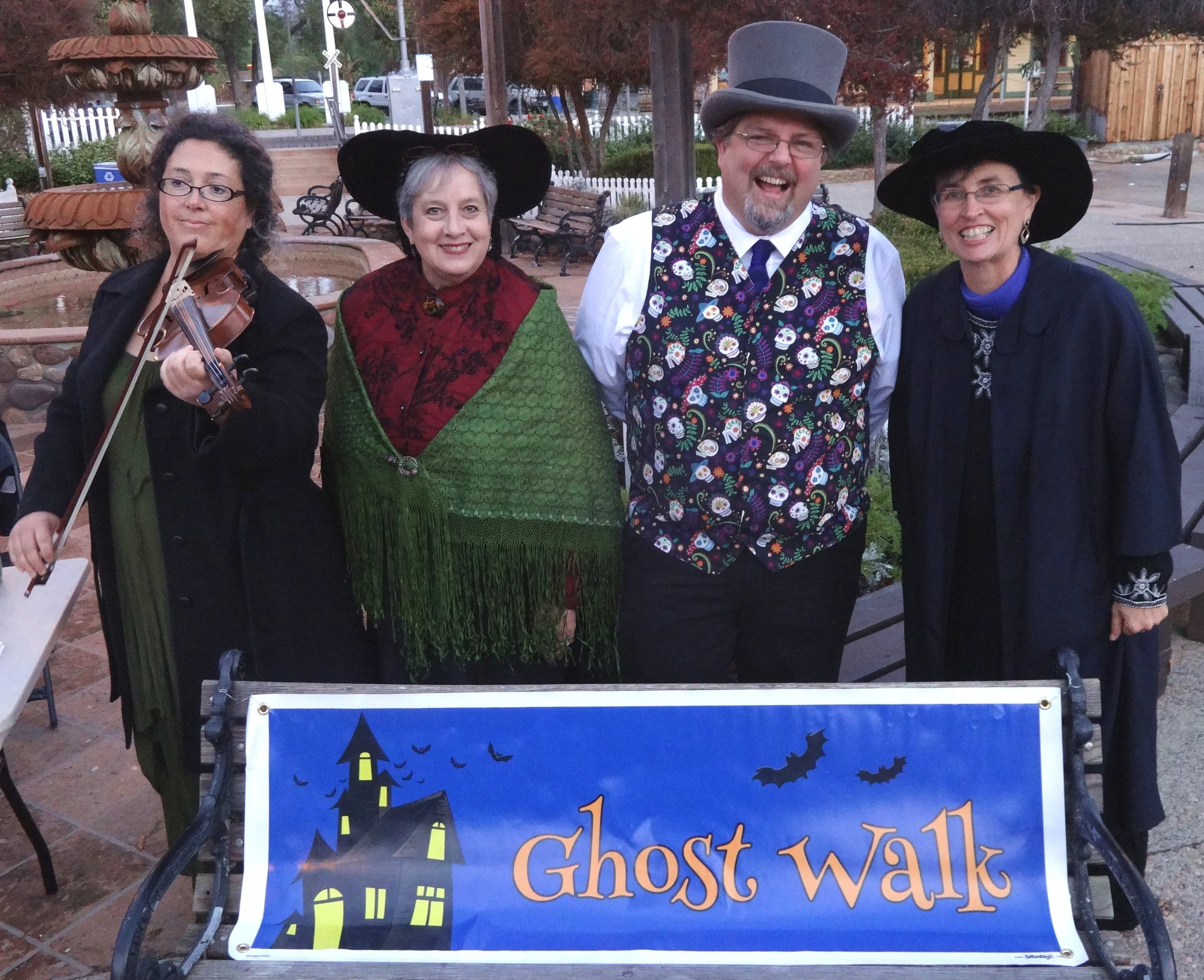 PowayGhostWalk-2013-07_DSC04999-lg_FourBySign lg.jpg