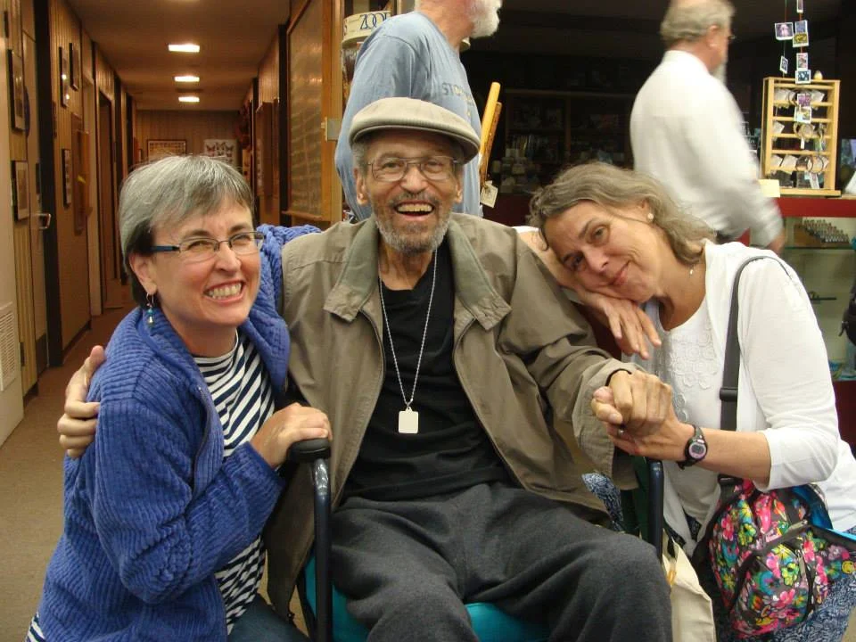 Patti&LesliePerry&LauraBeasley sm.jpg