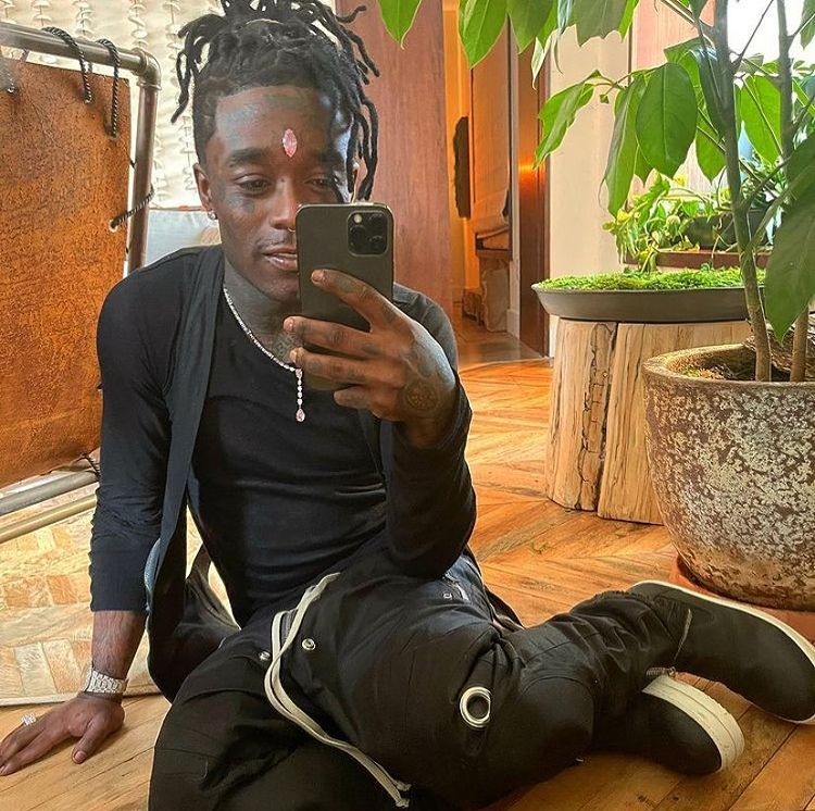 Tender Lil Uzi Wishes The Fellas Happy Valentine's Day!!!
