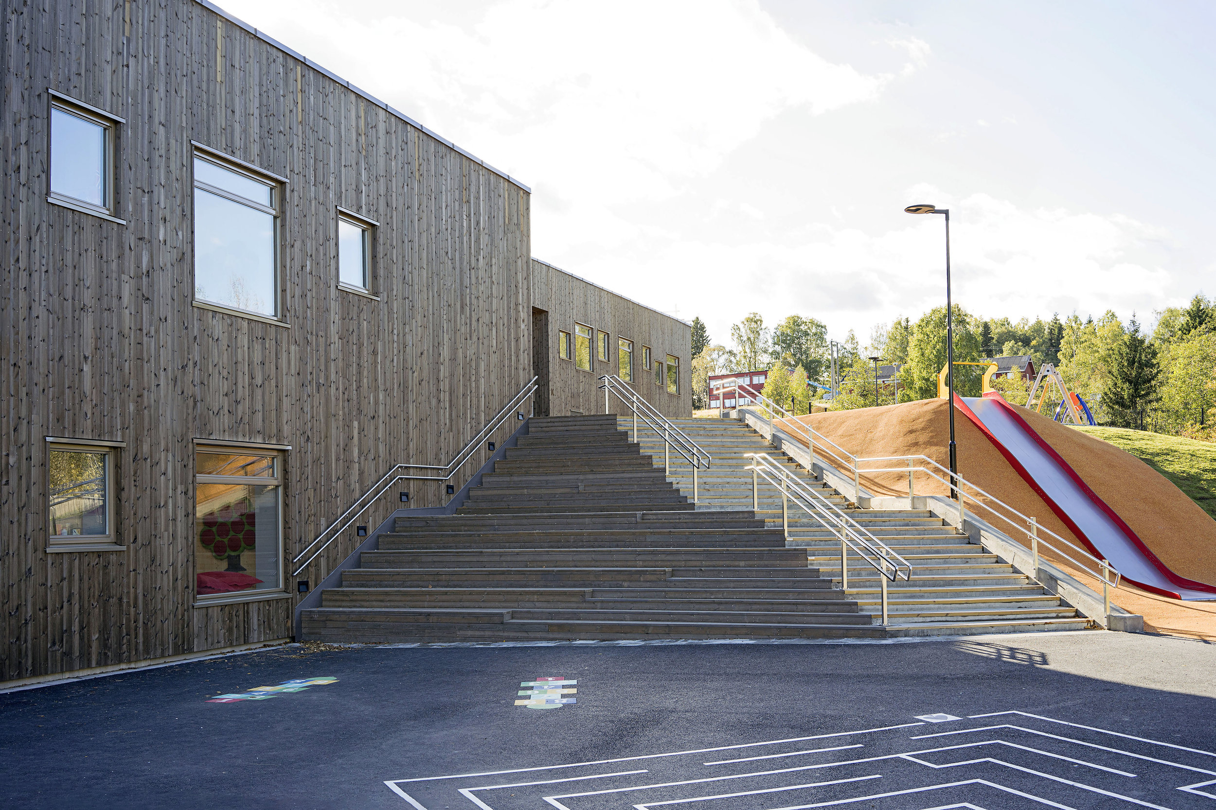 Planforum Arkitekter_Ytre Enebakk skole_Foto Eli Haugen Sandnes_Fasade 01.jpg