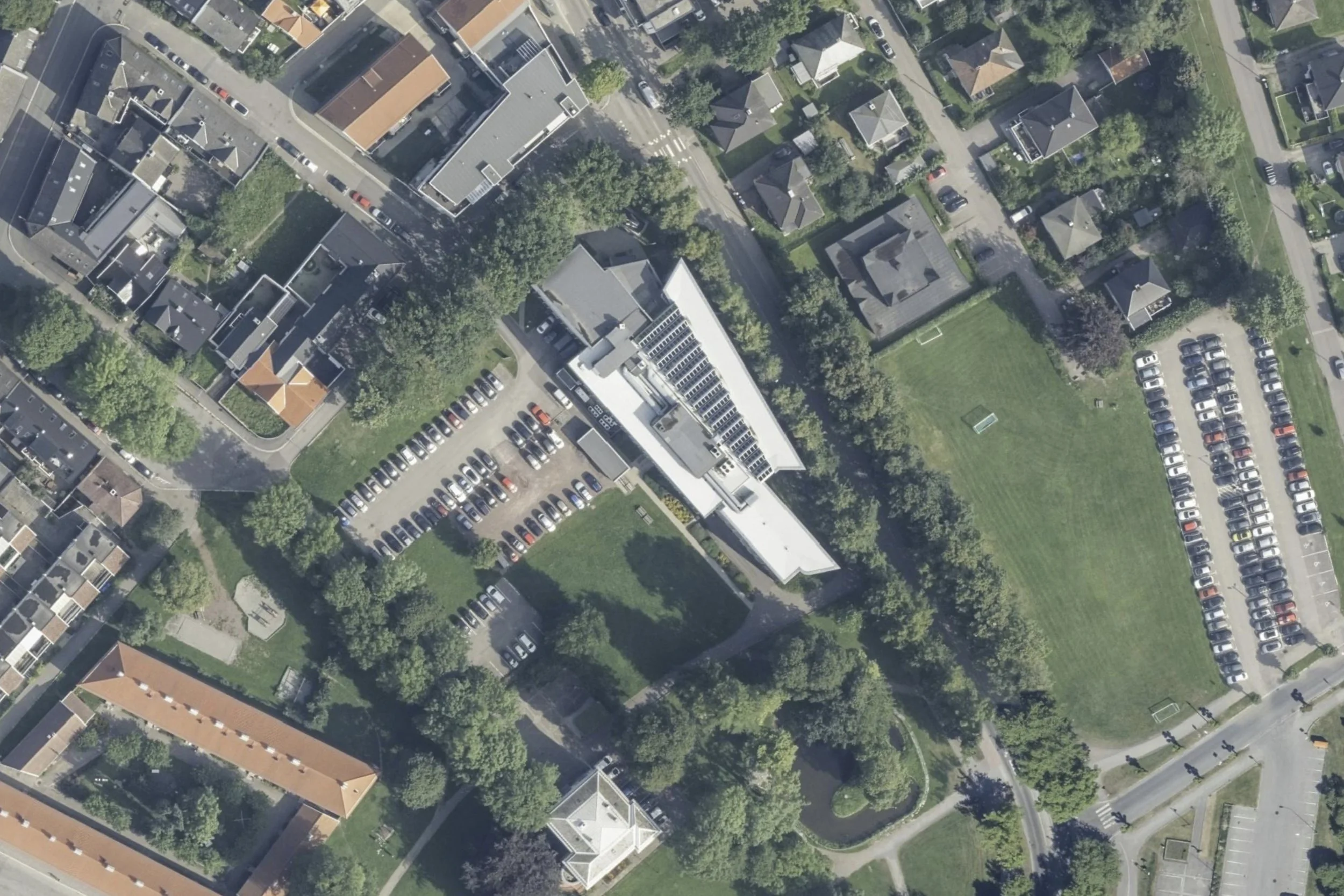 Flyfoto fylkeshuset kopi.jpg