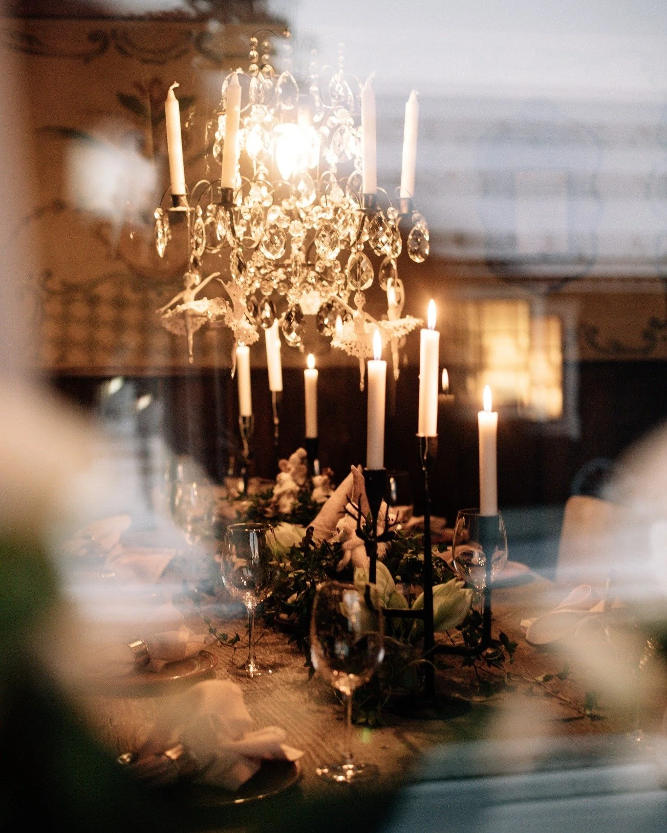 N&auml;r livet bjuder p&aring; n&aring;got att fira finns det faktiskt f&aring; platser som k&auml;nns lika r&auml;tt som h&auml;r, hos oss ❤️
V&aring;ra kockar lagar mat som verkligen imponerar, s&aring;d&auml;r otroligt god att man inte gl&ouml;mme