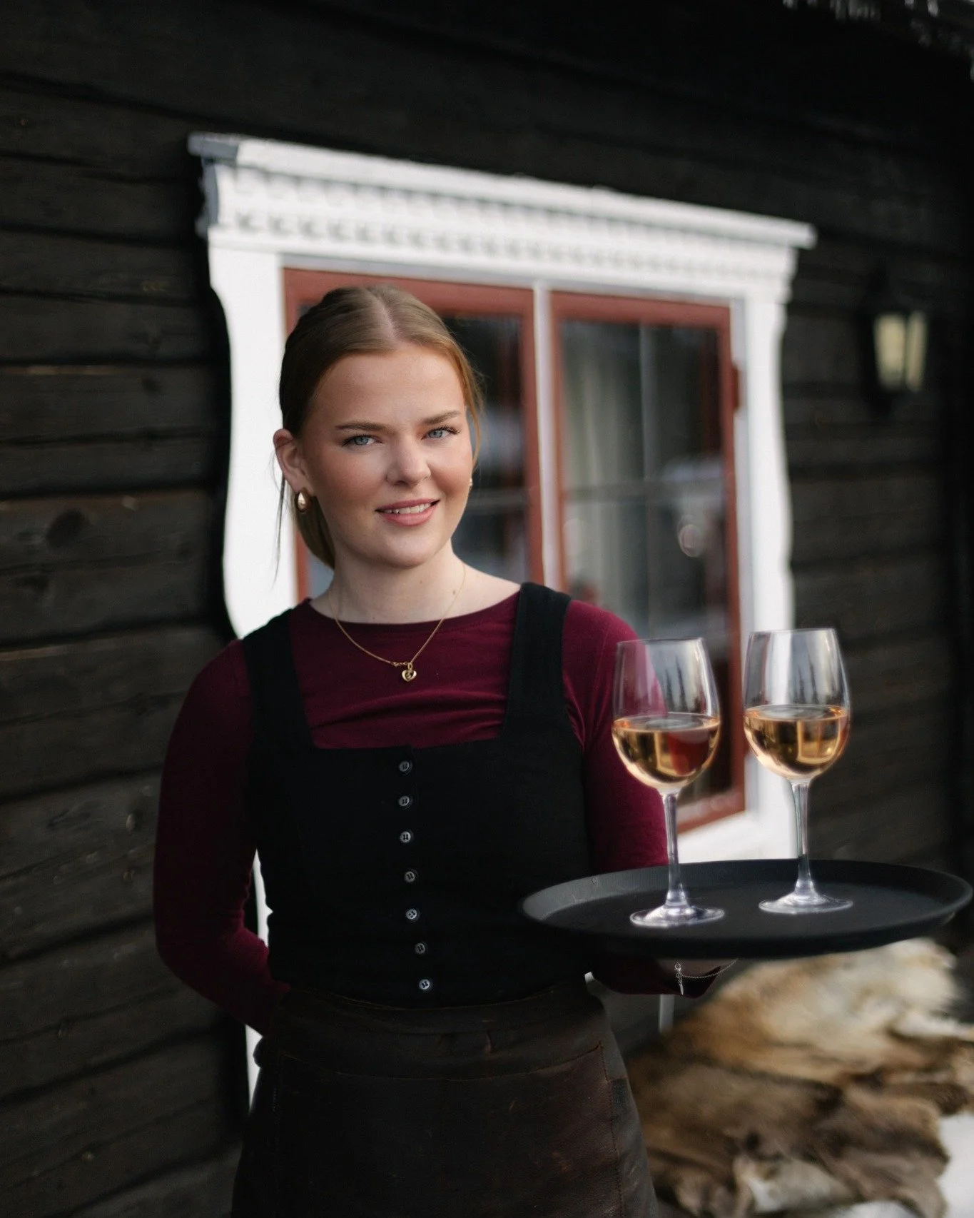 Februari &auml;r k&auml;rlekens m&aring;nad ❤️
Och &auml;ven om vi alltid blir fullbokade snabbt p&aring; Alla hj&auml;rtans dag, s&aring; &auml;r &auml;rligt talat k&auml;nslan h&auml;r lite som Alla hj&auml;rtans dag h&auml;r varje dag.
En hotellna