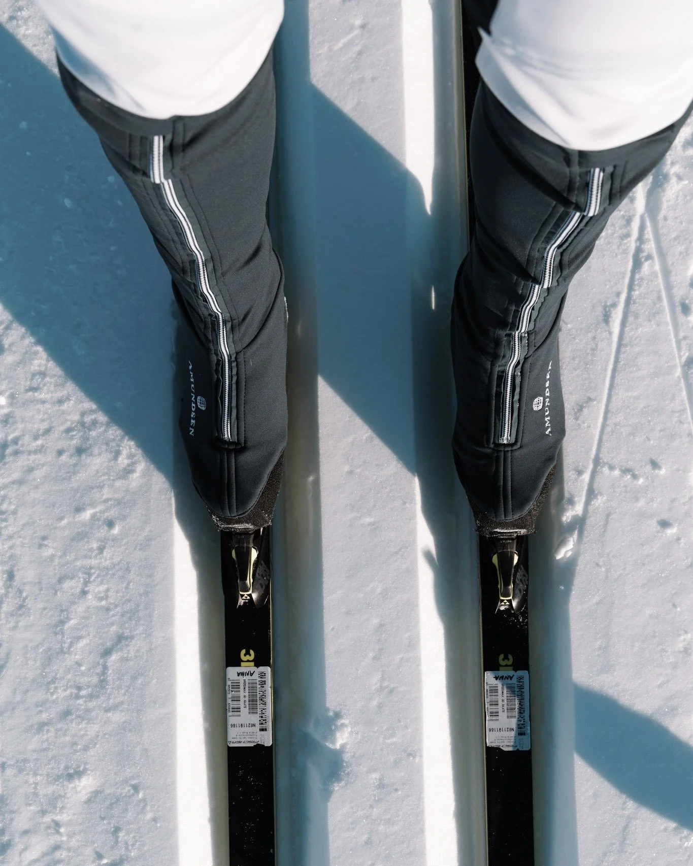 N&auml;r vintern b&ouml;rjar mjukna och ljuset stannar lite l&auml;ngre 💛 d&aring; kommer den d&auml;r alldeles speciella tiden i fj&auml;llen, v&aring;rskid&aring;kningen.
24&ndash;26 april v&auml;lkomnar vi dig till Gammelg&aring;rden f&ouml;r en 