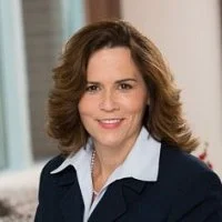 Bio Pic - Renee Rubino.jpg