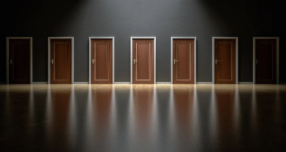 doors-1587329_960_720.jpg
