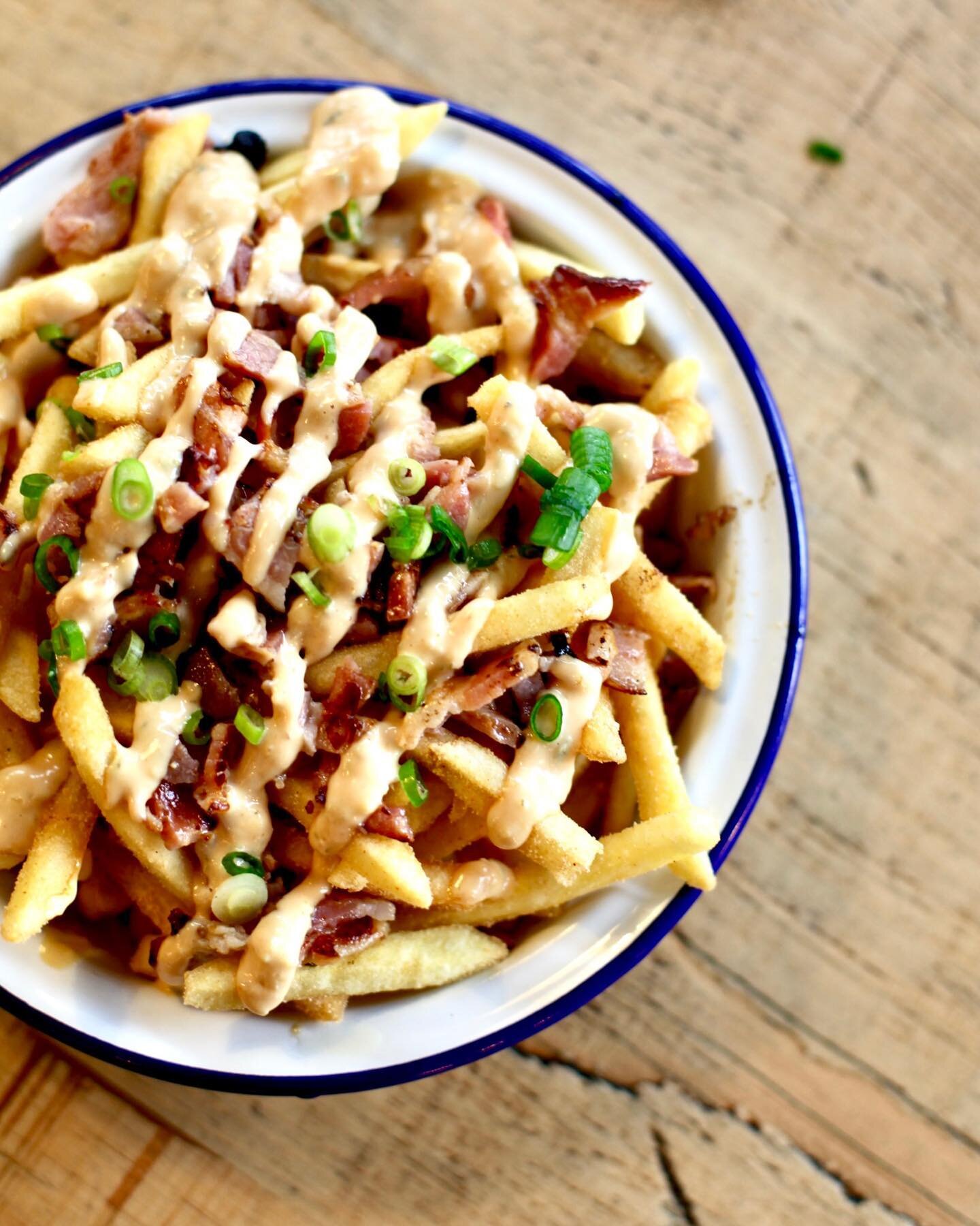 It&rsquo;s national french fry day, come try our new loaded fries!🍟 ⁣
.⁣
.⁣
.⁣
.⁣
.⁣
#burger #burgers #cheese #delicious #food #foodblogger #foodgasm #foodie #foodlover #foodphotography #foodporn #foodstagram #frenchfries #fries #instafood #yummy #t