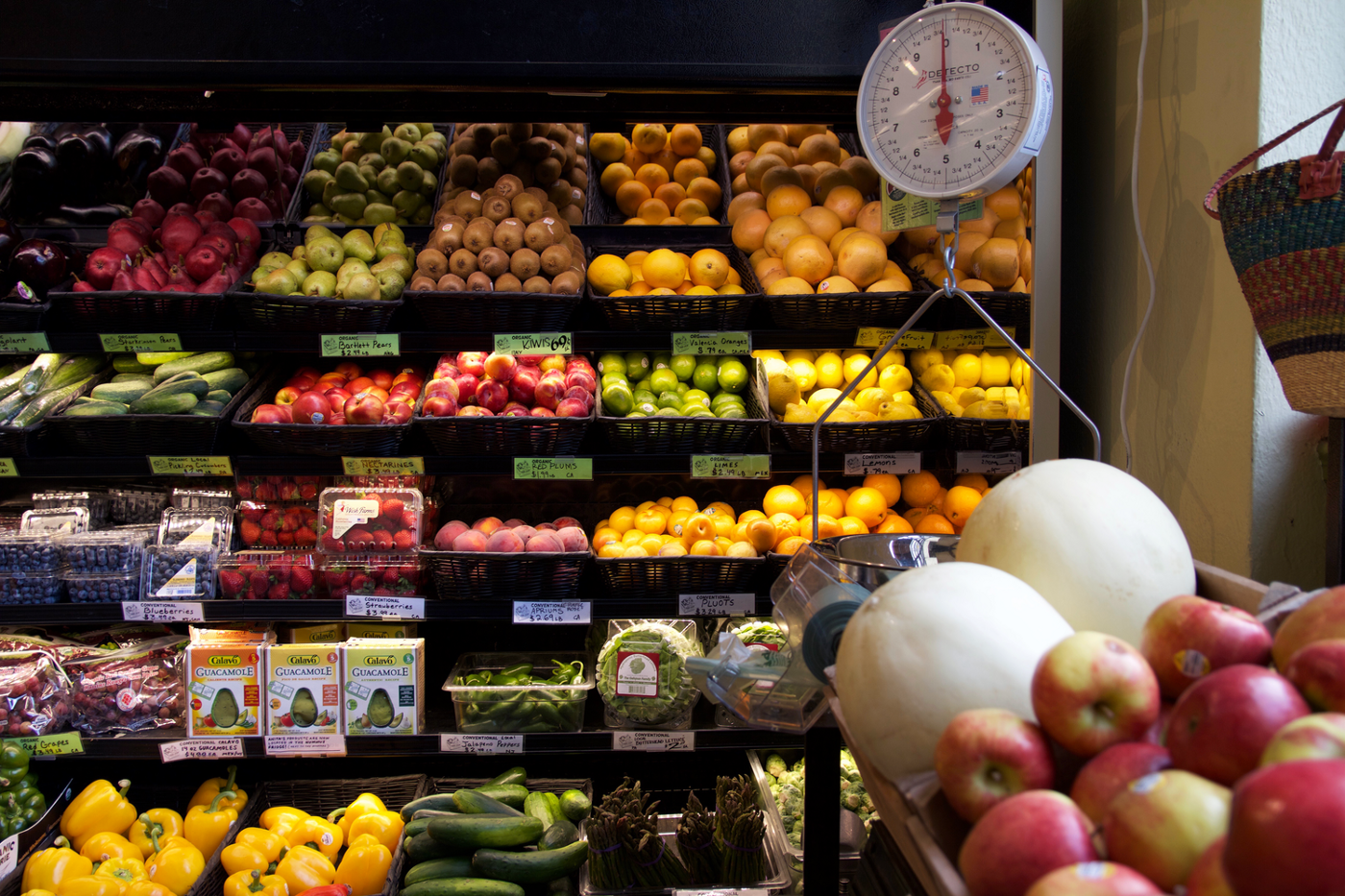 Inside the Mariposa Food Co-op, a four-decade old cooperatively-owned grocery in a predominantly black, low-income area of West Philadelphia. Reinvestment Fund financed the acquisition and remodeling of the co-op’s new location in 2010. (Credit: Mariposa Food Co-op )