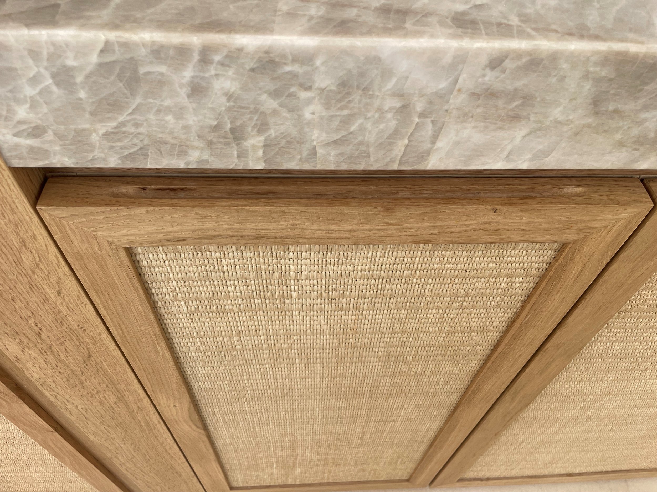 Façade en chêne naturel et fibre d'ortie