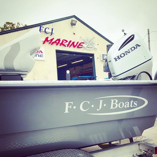 Honda marine engines services, FCJ MARINE Is an authorized dealer and boats Follow us 📲📷🚤🛥🛳⛴ ⚓️
⚓️
⚓️
#fcjmarine #Hondamarine #HondaOutboards #hp #sport #boatlife #fishing #hondamarine #boatservice #boatmotor #fcjboats