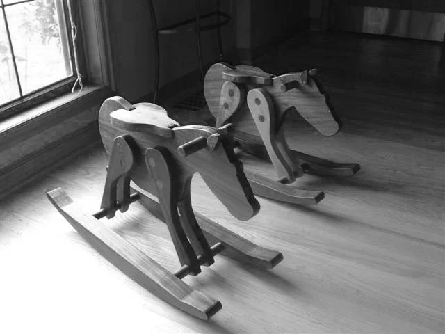 Rocking Horses! - Mahogany, Maseramjuba