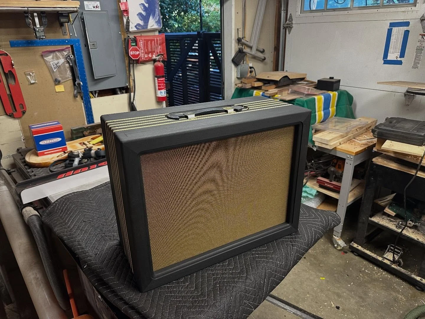 Finished! Hopefully we&rsquo;ll have some sun tomorrow so i can get some proper pics.  This is an extension speaker cabinet for my 50&rsquo;s Supro. 4 ohm/25 watt 12&rdquo; and 8&rdquo; speakers in parallel to get to the wild 2 ohm output of my amp. 