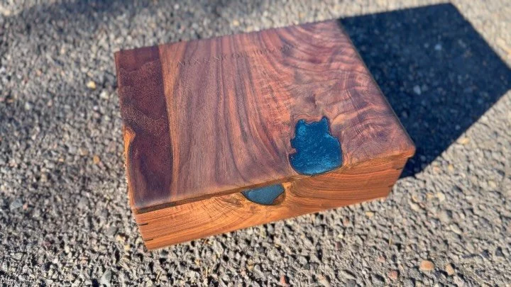 Custom Keepsake Box #custombox #portland #customfurnıture #liveedge