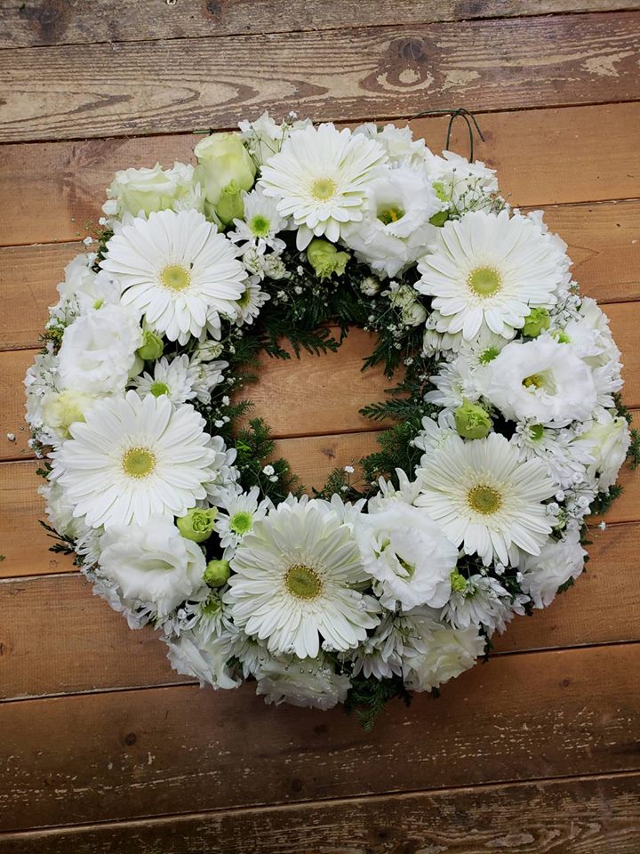 Fresh Wreath2.jpg
