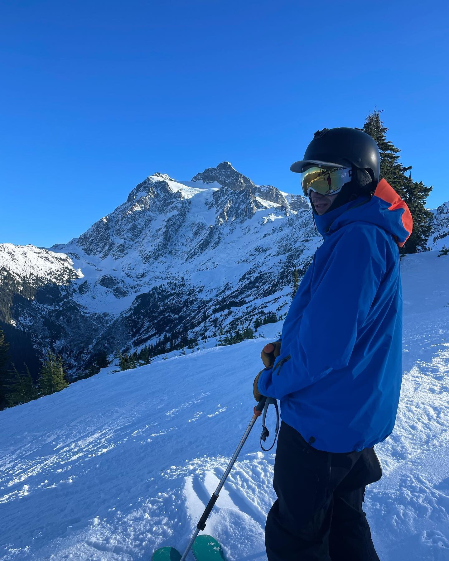 ⛷BAKER (the place not the human)⛷Not bad for November!!

#ski #mountains #baker #mntbaker #snow