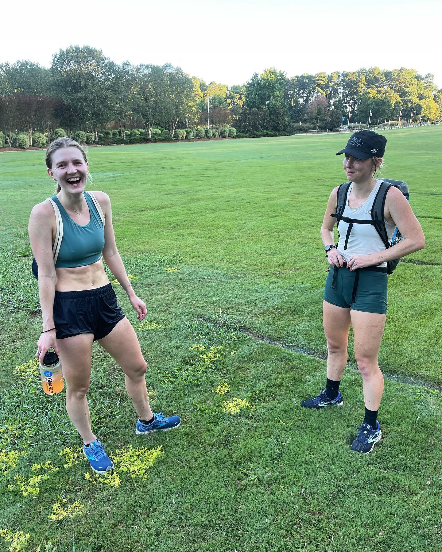 Does @___caityashley &amp; her backpack look like:

A. Dora the Explorer 🎒 
B. Russel Wilderness Explorer 🫡 
C. Franklin 🐢 
D. Caillou 👋 

We won&rsquo;t tell you which one @laurenarcher2  was thinking&hellip;

Hills for breakfast this morning! W