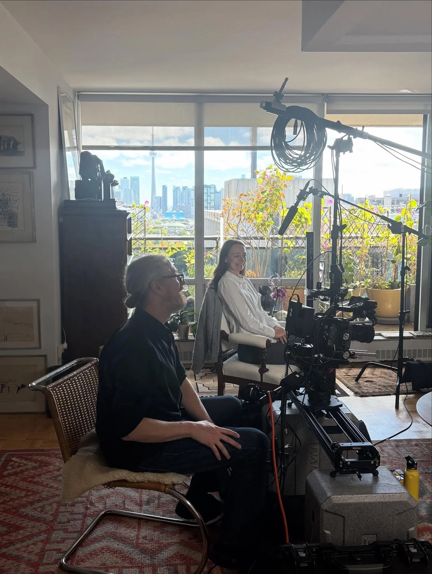 A few BTS snaps from a successful first filming day in Toronto! 

Today, project lead Matilda shared some meaningful research with our clients about their roots in the city, alongside a stunning view of the Toronto skyline. 

We also digitised over a