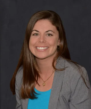 Headshot-Natalie-2015a-319x383.jpg