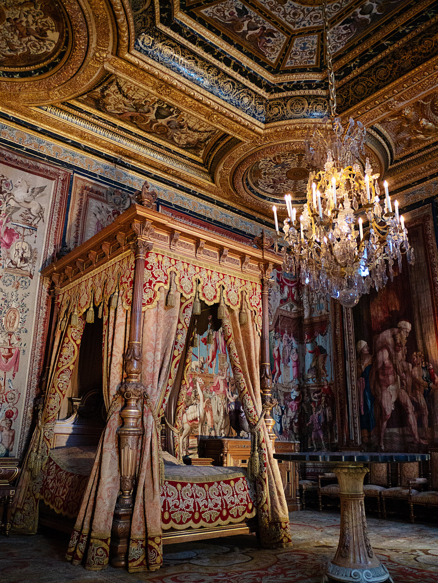 Chambre Décadente