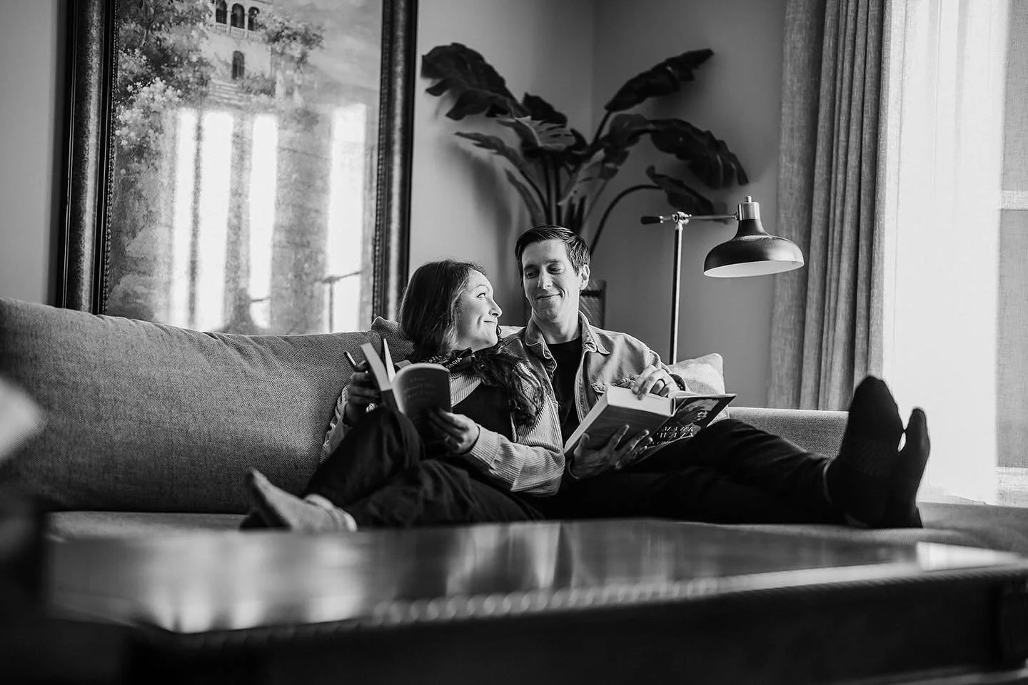 I loveeeee a good in home session! I think we forget how awesome they can be! So cozy and in our own space? What&rsquo;s not to love? It&rsquo;s even better with friends.