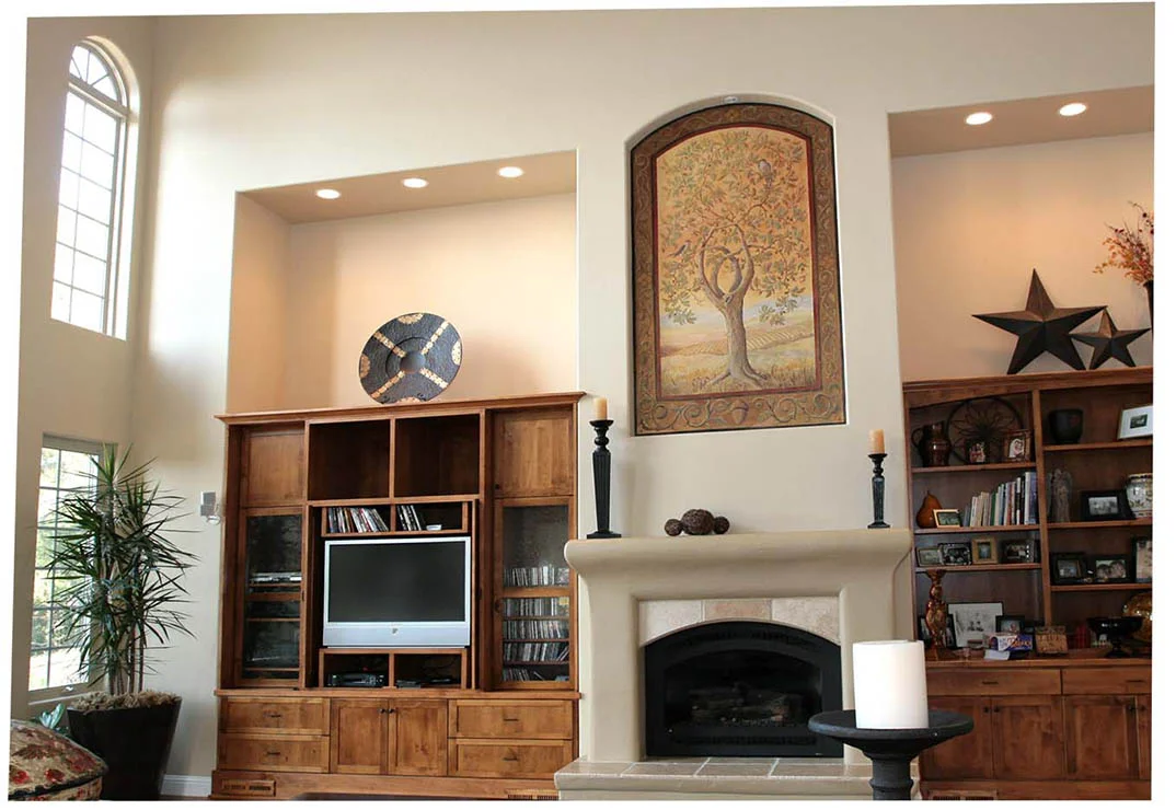 2. %22Oak Icon%22 living room niche mural.jpg
