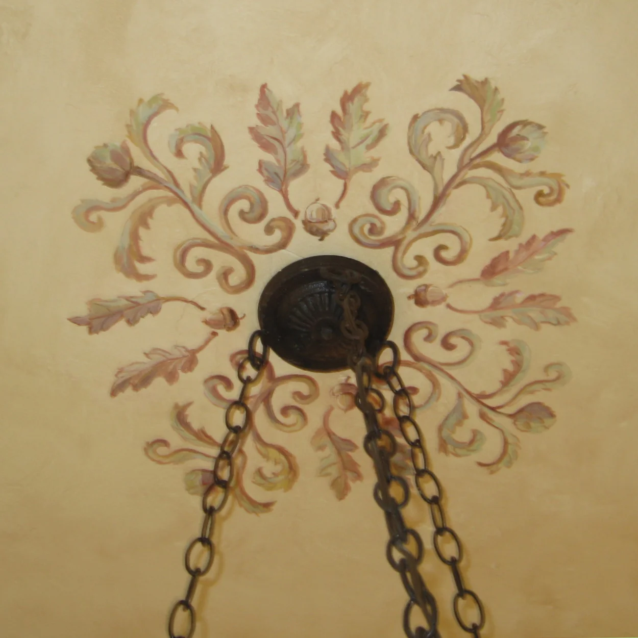11.ceiling mdallion embellishment detail.jpg