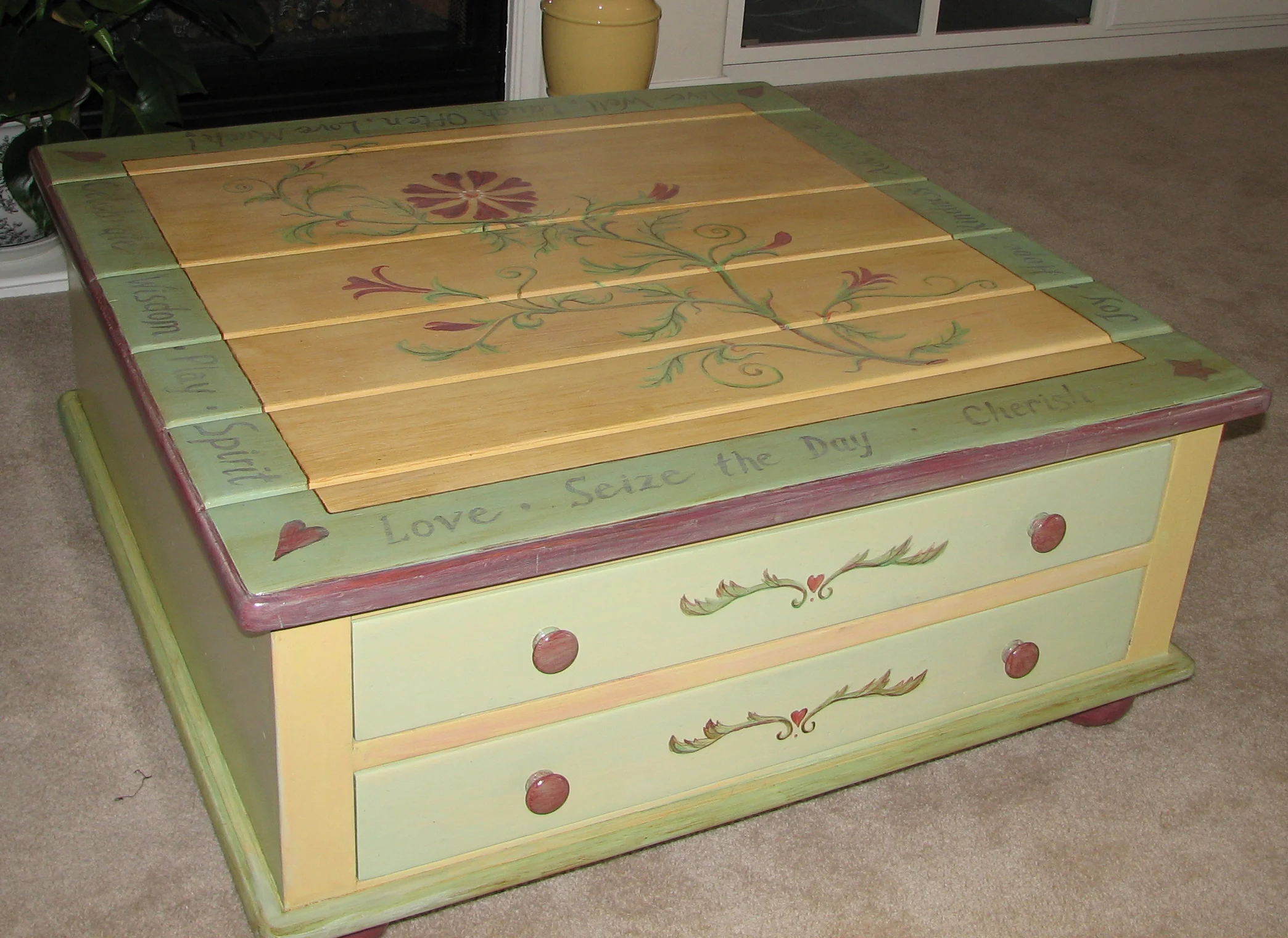 4.CoffeeTableEmbellishmtLg.jpg
