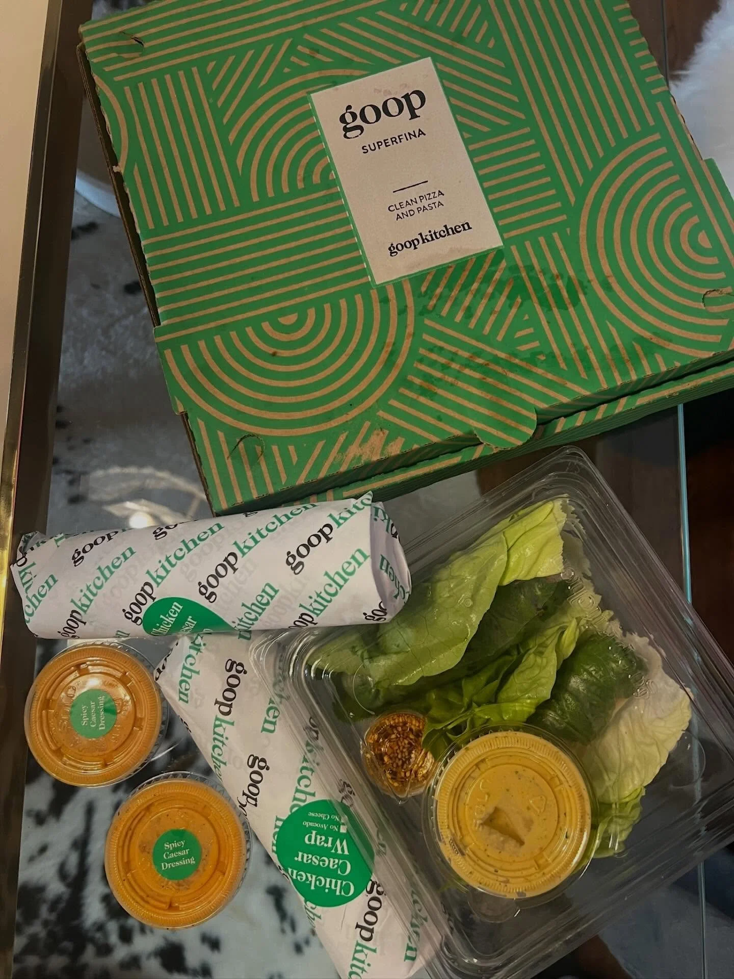 Team holiday lunch via @goopkitchen > going out 🥗🍕