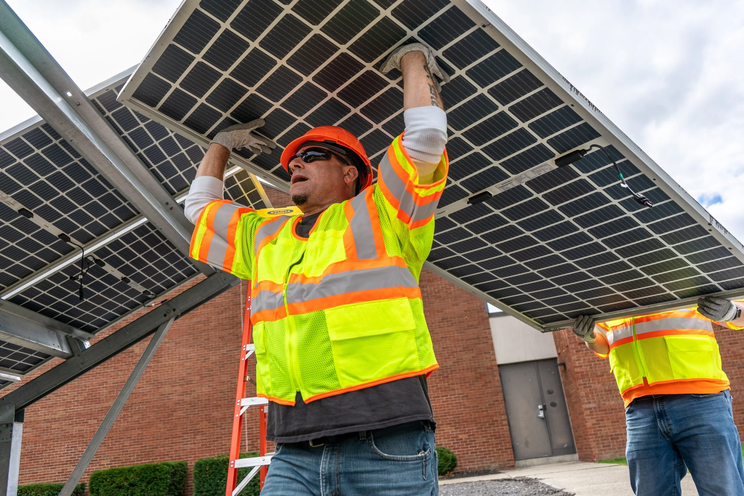 09.27.22 - Local 17 Solar Shoot_ROB-69.jpg