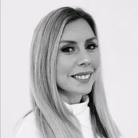 Nicola Searle.jpg