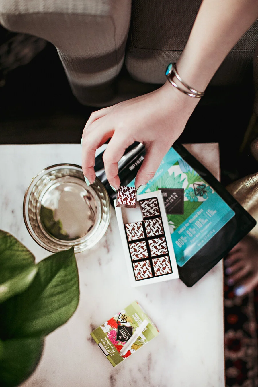 MJ-LIFESTYLE-cannabis-content-women_0168.jpg