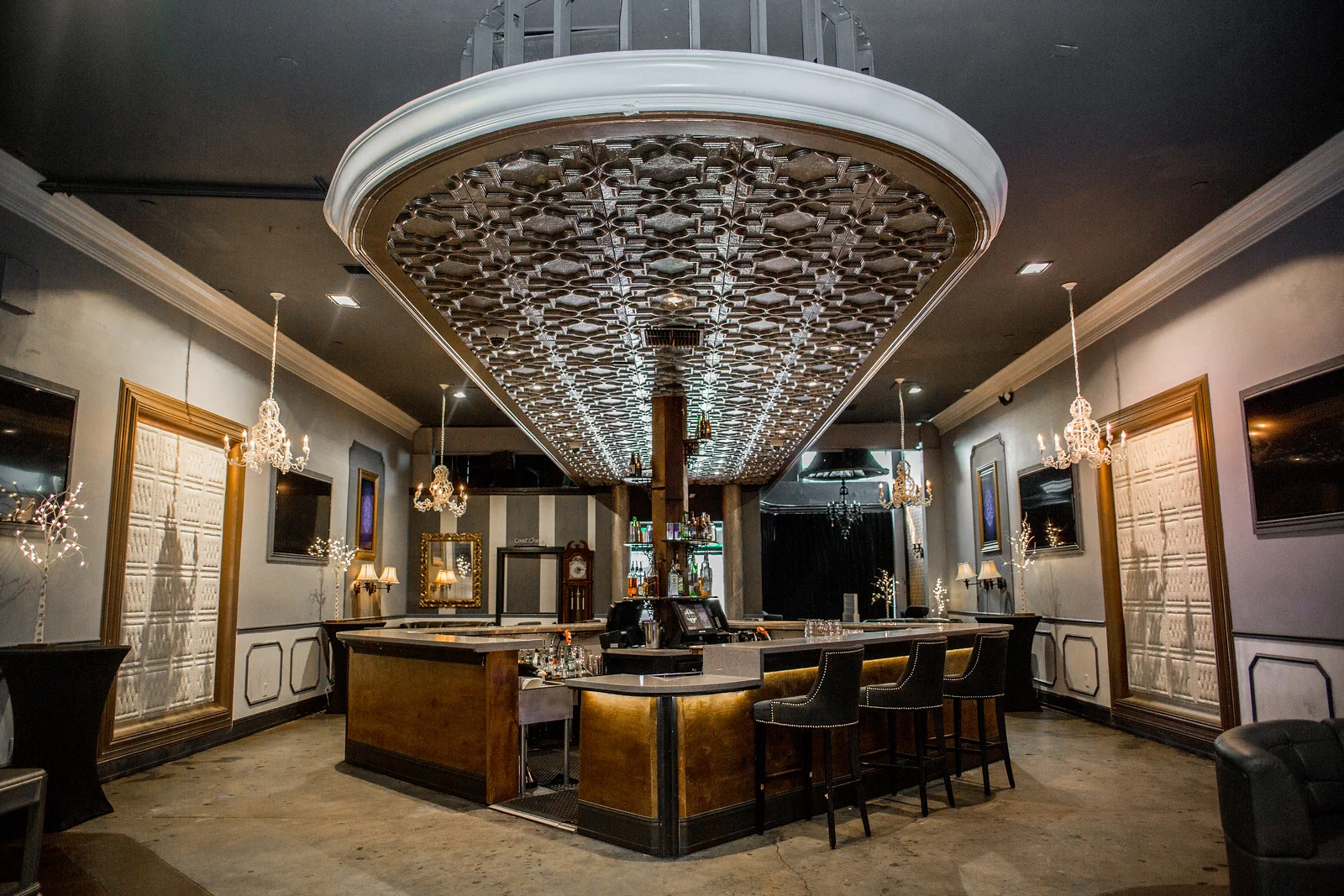 front bar looking front.jpg