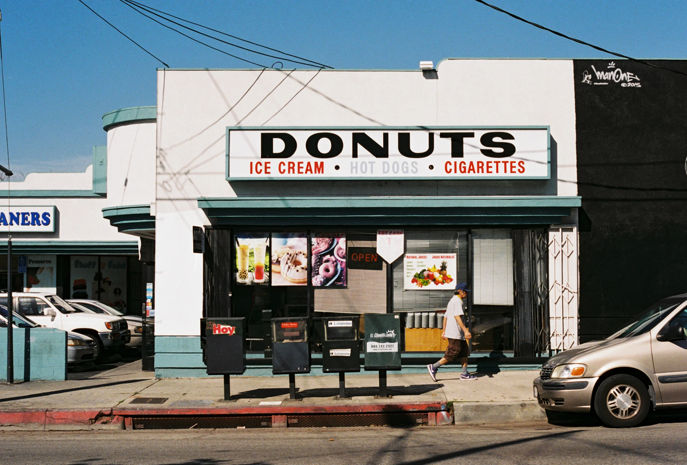 TaylorUmbrell7_URBAN-LIFE.jpg