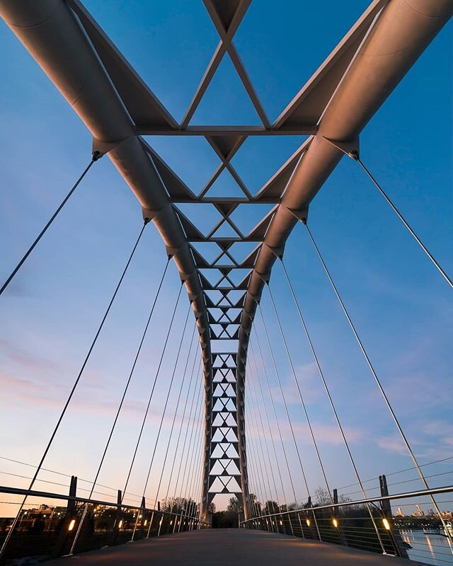 The Humber Bay Arch Bridge in Toronto, designed by Montgomery Sisam Architects. .
.
. . . . ______________________________________________________________#citygrammers #fatalframes #architecture_minimal #architecture_hunter &nbsp;#minimaldaily #minim
